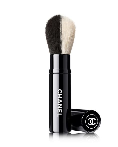 chanel dual head face brush|les pinceaux de Chanel reviews.